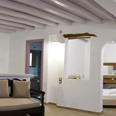 Nicolas House Holiday home Pera Rachidi