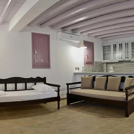 Nicolas House * Pera Rachidi